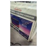 Sunbeam Deluxe Ultrasonic Cool Spray Dehumidifier