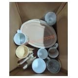 Miscellaneous Dishware Box Lot