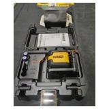 DeWalt Self Leveling Cross Line Laser