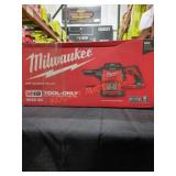 Milwaukee M18 Compact Vacuum