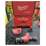 Milwaukee M12 Reciprocating Saw Kit