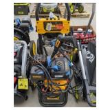 DeWalt 3400psi 2.5gpm Gas Pressure Washer