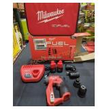Milwaukee M12 Drill/Driver Kit