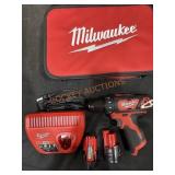 Milwaukee m12 drill/driver kit