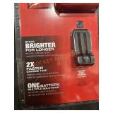 Milwaukee red lithium usb 600L headlamp