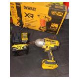 DeWalt 20v 1/2" High Torque Impact Wrench Kit