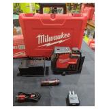 Milwaukee USB Green Laser, Cross Line/Plumb