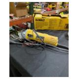 DeWalt 4-1/2" small angle grinder corded