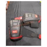 Milwaukee Knee Pads