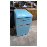 Galanz Vintage style teal mini fridge