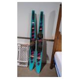 Connelly water skis