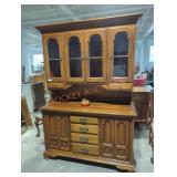 Thomasville Wooden Hutch