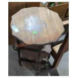 Vintage 3 tiered side table
