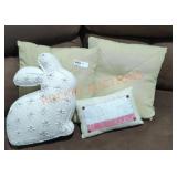 Miscellaneous Throw Pillows