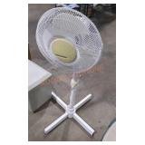 Windmere standing fan