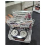 2 packs of 4 D Energizer batteries
