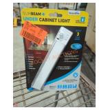 Slimbeam under cabinet light