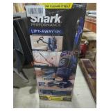 Shark Lift-Away Vacumm