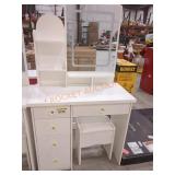 Make Up Vanity with LED Mirror
