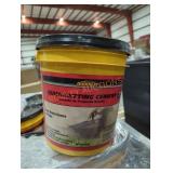 1 bucket of 20 lb quick setting cement