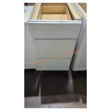 White Cabinet 25inx18inx34in