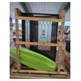 Front Door & Lifetime Kayak Pallet Lot