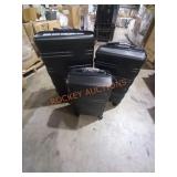 Black Light Weight 3 piece Luggage Set