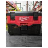 Milwaukee M18 2Gal Wet Dry Vacuum