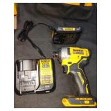 DeWalt 20V  1/4" Impact Driver Kit