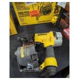 DeWalt 15ï¿½ coil siding and fencing nailer