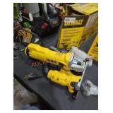 DeWalt  4-1/2" grinder& dust shroud kit