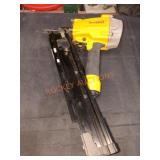 DeWalt Pneumatic 28ï¿½ Finishing Nailer