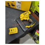 DeWalt 20v 19 ga brad nailer kit