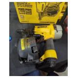 DeWalt 15ï¿½ coil siding and fencing nailer
