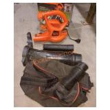 Black+ Decker Corded VacPack