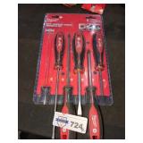 Milwaukee Screwdriver Set, Missing Pieces