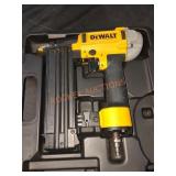 DeWalt Pneumatic 18GA Brad Nailer