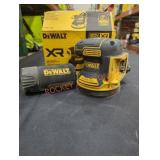 DeWalt 20V 5" Random Orbit Sander