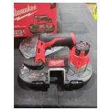 Milwaukee M12 Subcompact Band Saw