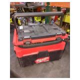 Milwaukee M18 2.5 Gallon Wet Dry Vacuum