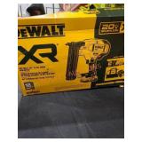 DeWalt 18GA Brad Nailer Kit