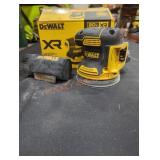 DeWalt 20V 5" Random Orbit Sander