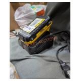 DeWalt 20v 4 ah battery and charger