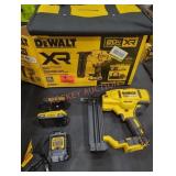 DeWalt 20V 18GA Brad Nailer Kit