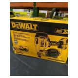 DeWalt 15ï¿½ Coil Roofing Nailer Kit