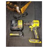 DeWalt 20v 1/2" Drill/ Driver Kit