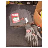 Box Lot Milwaukee Work Pants 36x32, Work Gloves,
