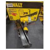 DeWalt 21ï¿½ Pneumatic Round Head Framing Nailer