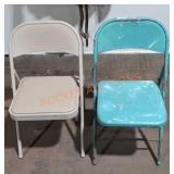 Piar of Metal Folding Chairs