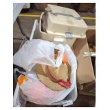 Holiday Decor Tote Lot